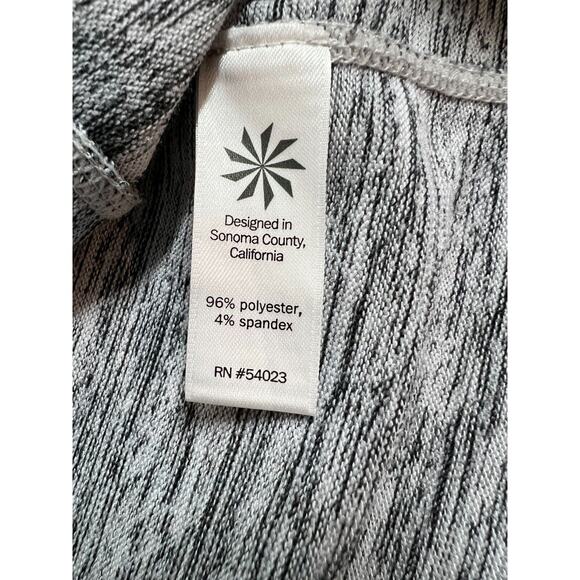 Athleta Techie Sweat Popover Dress Womens Sz XS Hooded Pockets Athleisure Casual - Picture 12 of 13